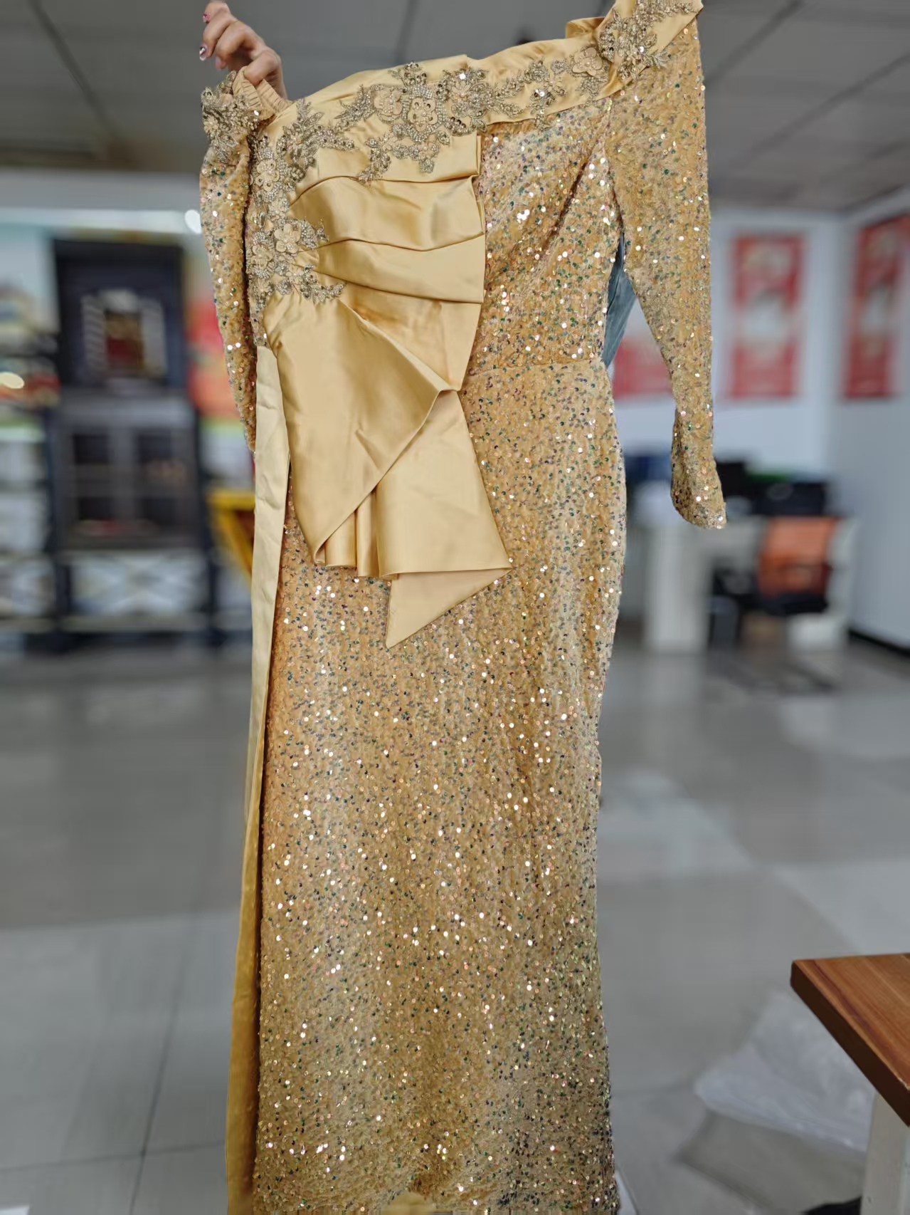 Elegant Mermaid Luxury Evening Dress Long Sleeves Wedding Party Gowns for Women  Price